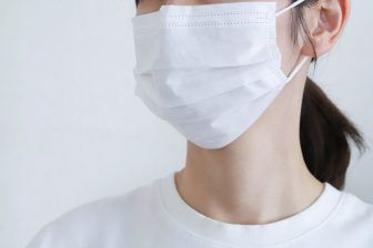 つらい花粉症はどう乗り越える？　薬に頼らない対策をYouTube登録者60万人超「ドクターハッシー」…