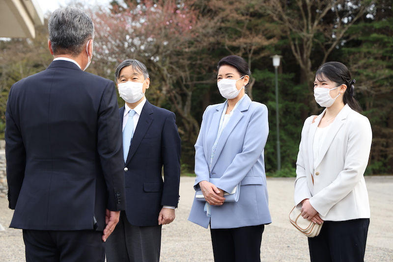 2年連続で栃木県高根沢町の御料牧場に滞在された天皇ご一家（2023年4月5日、Ph／JMPA）