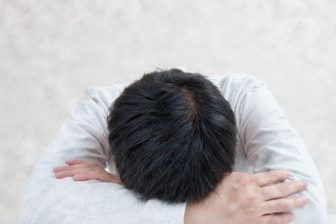 男性更年期かも…パートナーの異変に気づいたら妻はどうすべき？自宅でできる対策＆おすすめ食材