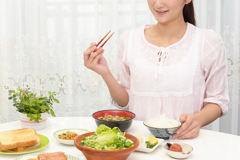 ご飯は偏らず、バランスよく（Ph／photoAC）