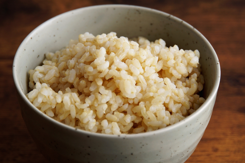 セカンドミール効果を正しく得るには低GI値の茶色い主食を選ぶのが賢い（Ph／イメージマート）