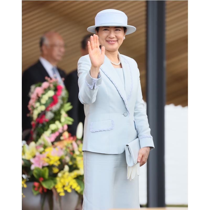 カフスの折り返しデザインもおしゃれ（2023年6月4日、Ph／JMPA）