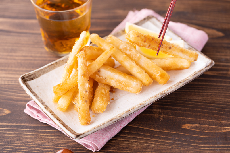 熱々ほくほく！にんにくしょうゆの味付けがご飯＆お酒にもあう「フライド長芋」