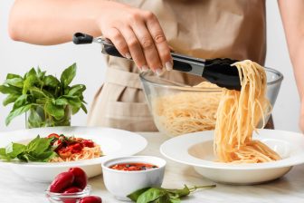 おすすめはイタリアン？ダイエット中でも外食を楽しむ方法を1年で体重24kg減を達成した専門家が伝…