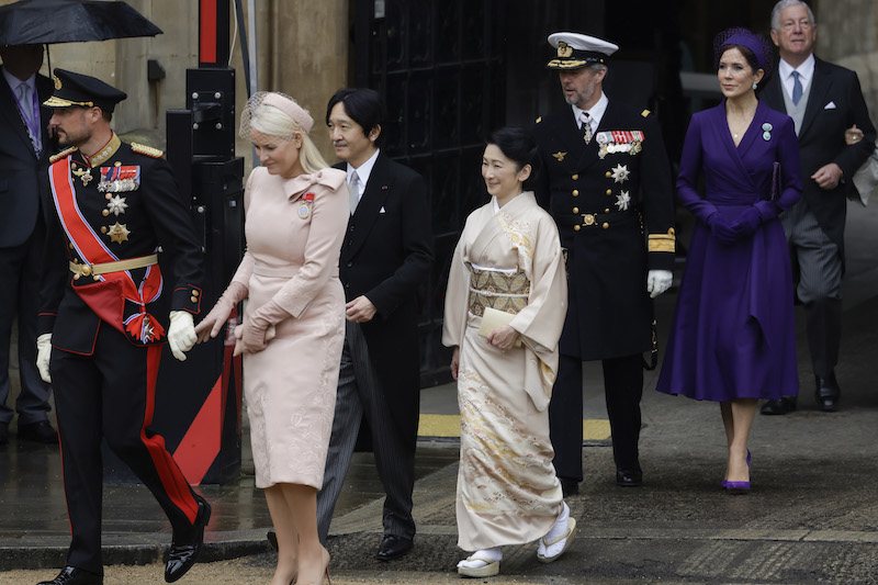 紀子さまがお召しになったのは松が描かれた着物（2023年5月6日、Ph／GettyImages）