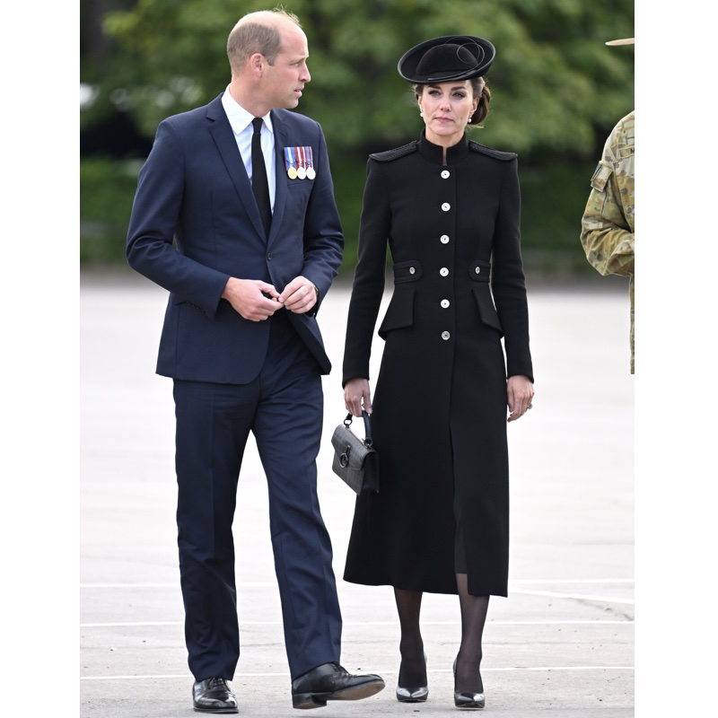 エリザベス女王の国葬に携わる兵士たちと面会（2022年9月16日、Ph／GettyImages）