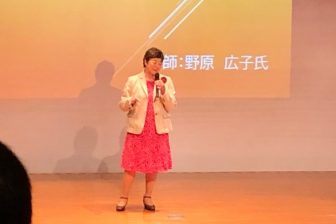 66歳オバ記者が講演会デビュー　なぜオファーが？ほぼ満席の会場で何を語った？