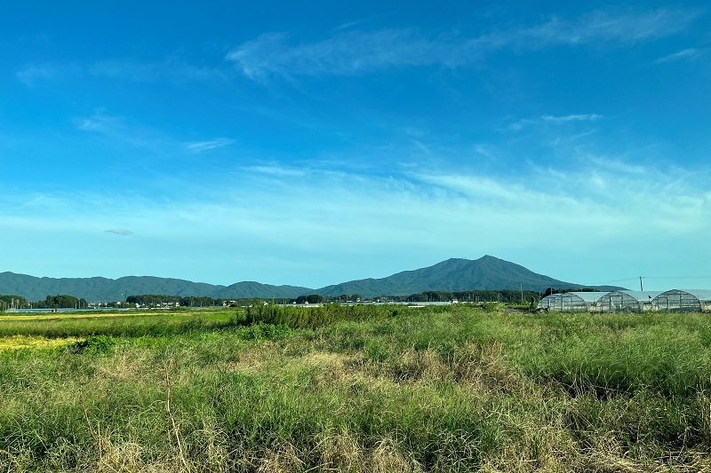 ふるさとの山に向かいていうことなし！