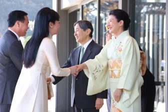 《秋晴れの日》皇后雅子さま、ベトナム国家主席夫妻との昼食会にペールグリーンの和服姿でお出ま…