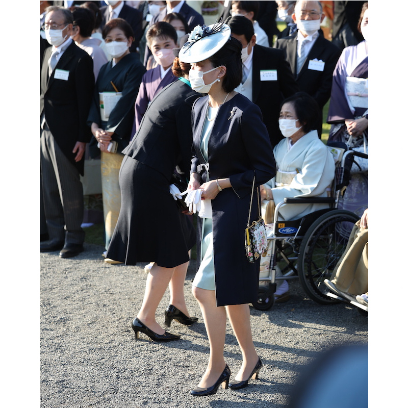 秋の園遊会にご出席の三笠宮彬子さま