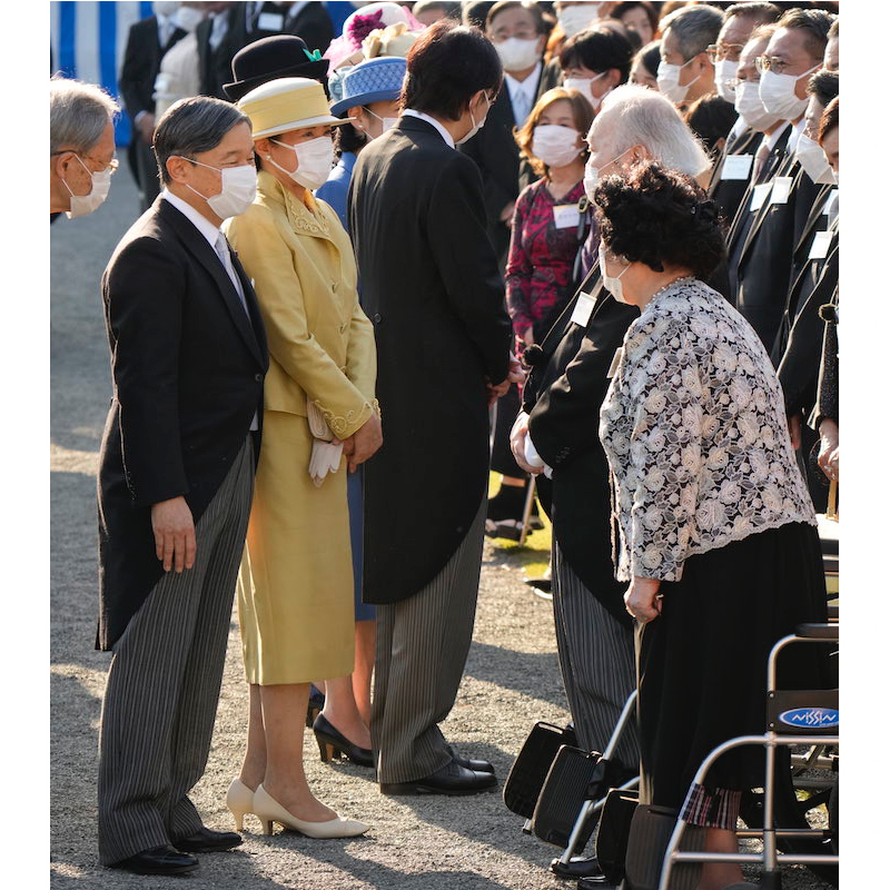 将棋の加藤一二三さんと話されるお二人（2023年11月2日、Ph／JMPA）