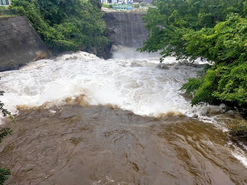 川の氾濫