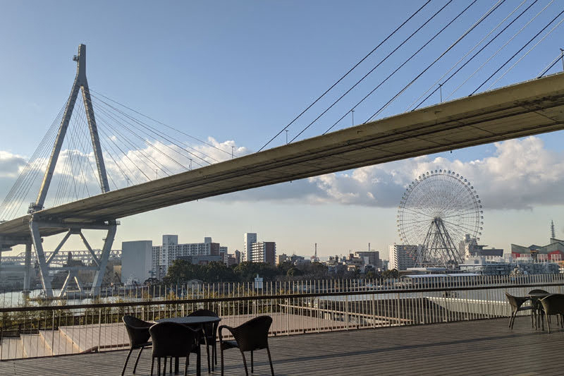 昼も夜もウォターフロントの絶景が楽しめる（リーベルホテル）