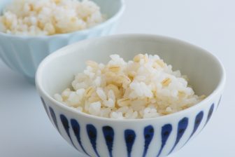 【ダイエットの新常識】「たんタンダイエット」では炭水化物抜きはNG！「茶色をとるべし」その理…