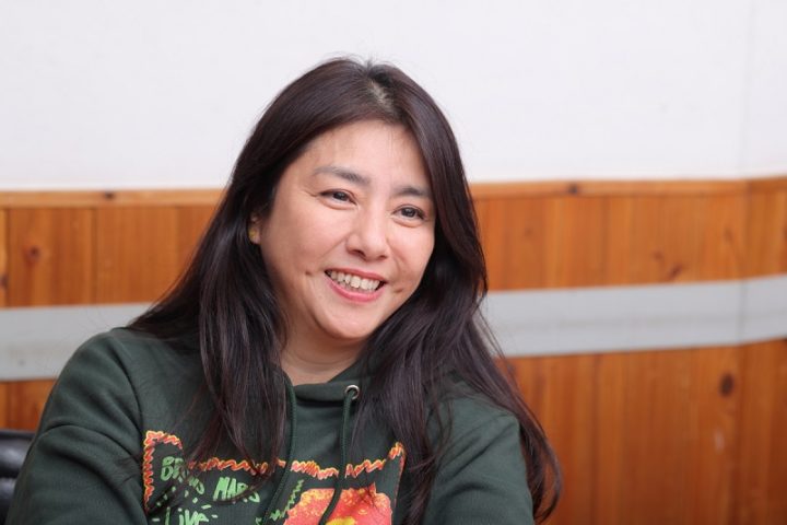 《13時間大手術》直腸がん公表の立花理佐さん、闘病で深まった家族の絆「普段通りだった息子に救われた」 (1/2) 女性セブンプラス