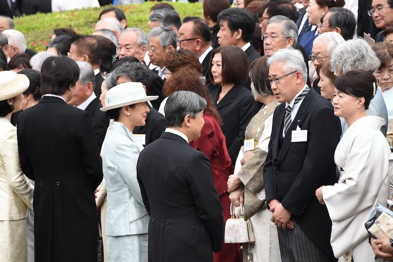 両陛下にお礼を述べる石川県の善田善彦議長（2024年4月24日、Ph／JMPA）