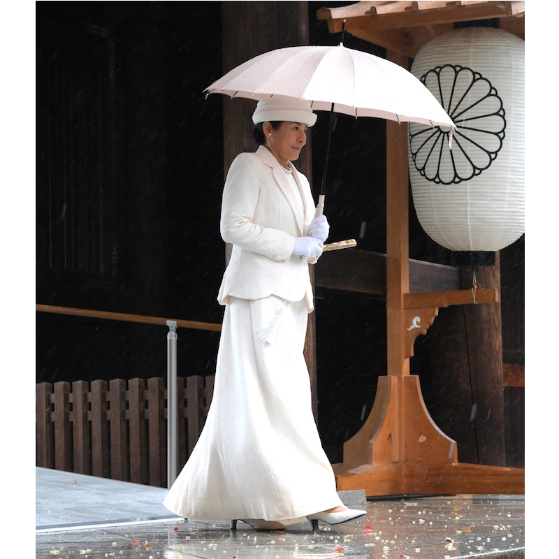 東京の明治神宮を参拝される雅子さま