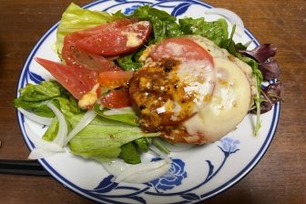 68歳オバ記者が嘆く「食品の値上げ」、コンビニご飯で1000…