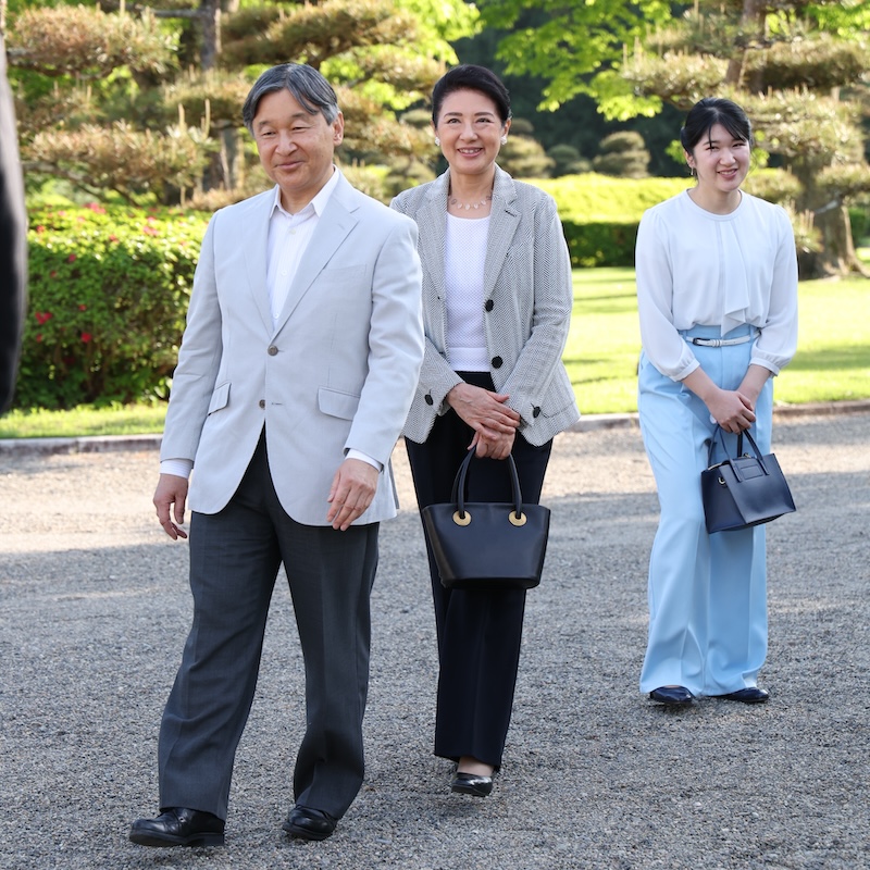 2024年5月2日、ご静養のため那須をご訪問の天皇皇后両陛下と長女・愛子さま