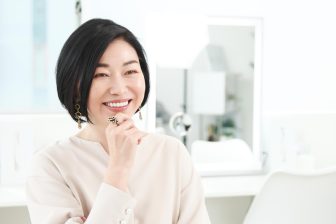 骨格補正メイク専門家が教える“キレイ”のコツ「大人女性はメイクの“現在地”を確認するのが必須」