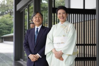 【和装で”涼”のおもてなし】皇后雅子さま、「太平洋・島サミット」出席首脳らとのお茶会で「波」…