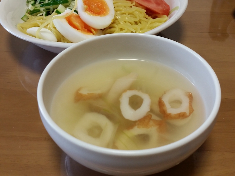 冷やし中華とちくわのスープ