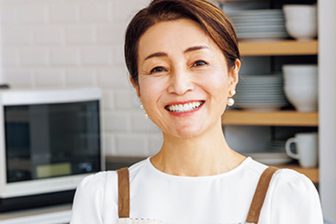 仁科亜季子（71才）の“美の秘訣”、朝食の「食べる野菜スープ」レシピを紹介