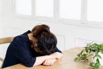 《季節の変わり目は要注意》“ホルモンバランスの乱れ”は女…