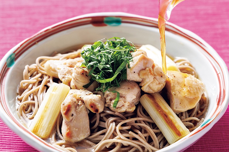 「鶏と焼きねぎのぶっかけそば」