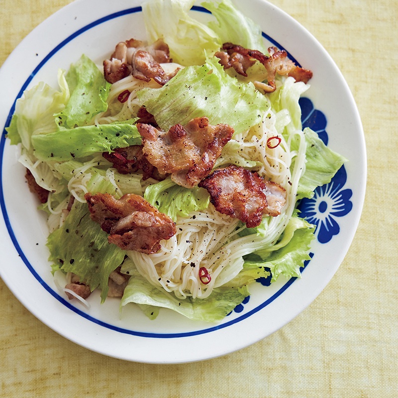 「カリカリ豚とレタスのナンプラー和えそうめん」