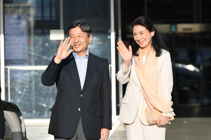 明るく温かみのあるワンカラーコーデ（2017年9月2日、写真／JMPA）