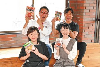 食のプロが厳選！【おいしいレトルト中華丼の素ランキング】1位は「白菜のシャキッと食感に感動」…