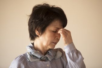 自覚症状に乏しく進行がゆっくりのことも多い「緑内障」　視野の欠損を脳が勝手に補整して発症に気づかないケースも