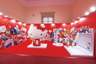 ハローキティ誕生50周年！史上最大量のグッズやコラボ続々の展示会をレポート　“かわいい”を全身で体験できるBIGフォトスポットも