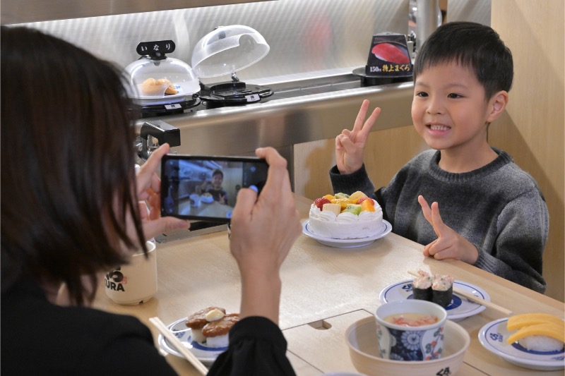 子どもの誕生日にサプライズケーキが利用できる