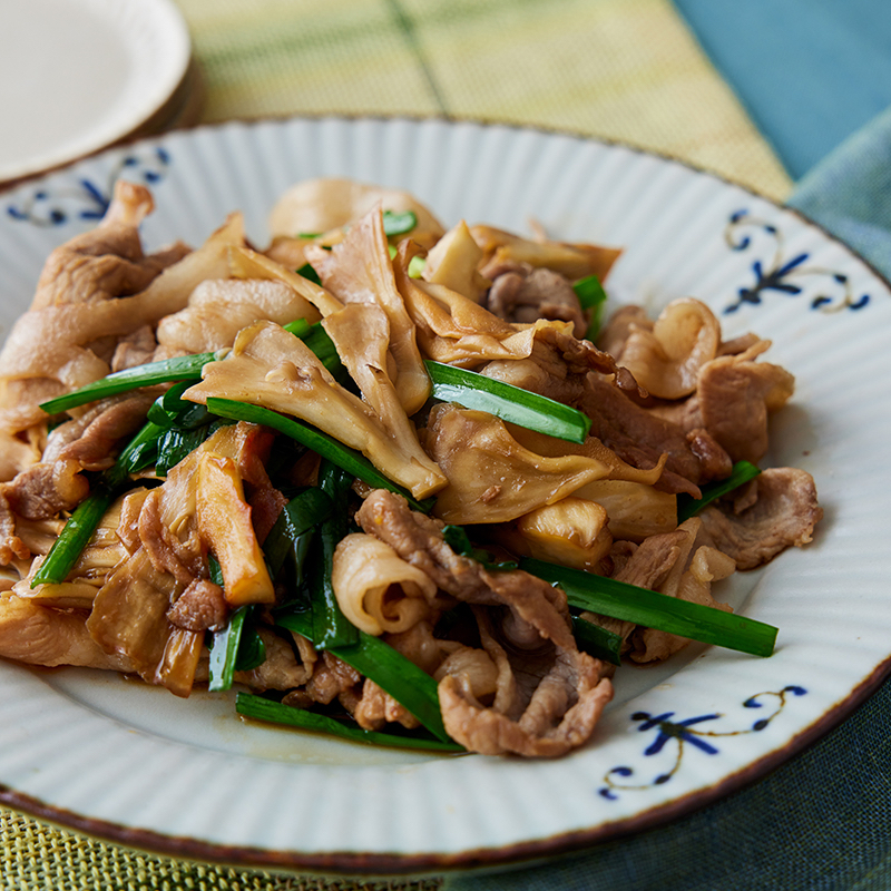 「まいたけと豚肉のにら炒め」