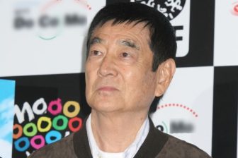 《上着のポケットに帯封のついた札束が…》高倉健さん没後10年、遺骨がようやく故郷の福岡県中間市へ　地元の追悼イベントで明かされた“男気あふれるエピソード”