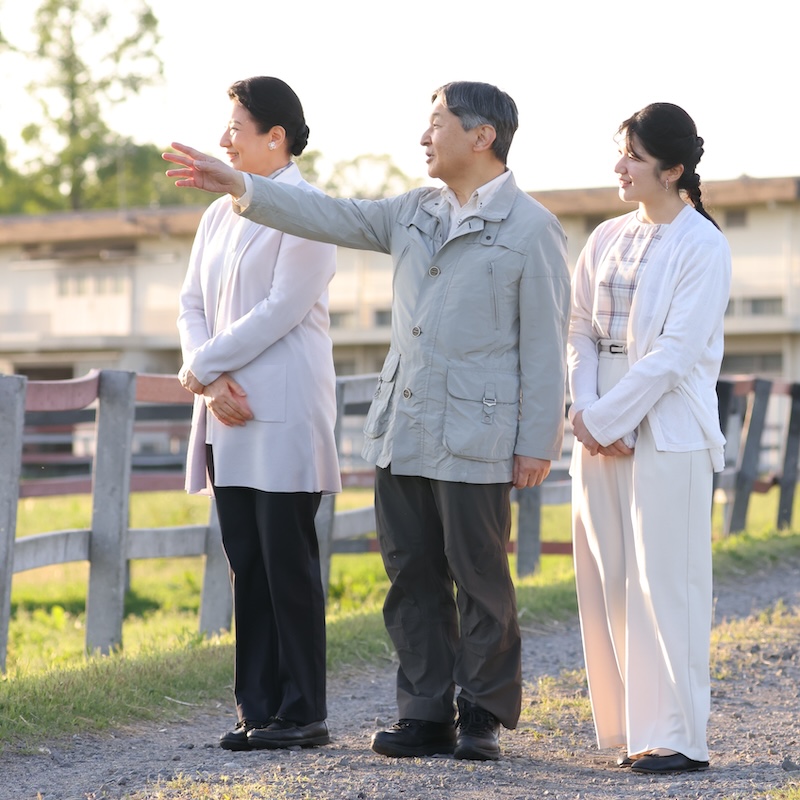 ご静養のため、栃木県塩谷郡高根沢町にある御料牧場をご訪問の天皇皇后両陛下と愛子さま