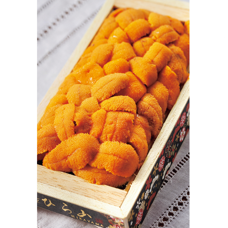 うに（時価／撮影時は100g 6500円）（撮影／玉井幹郎）