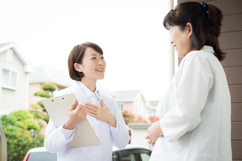 いつ、どのようにお願いするかも話し合っておこう（写真／PIXTA）