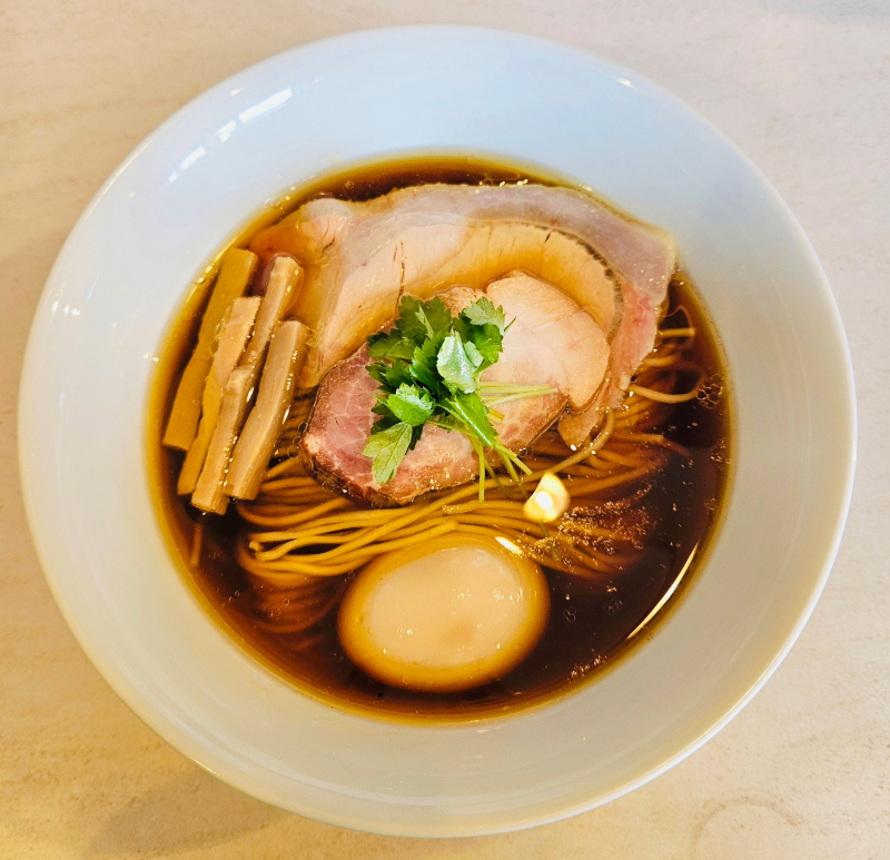 中華そばオールウェイズのしょうゆラーメン（写真提供／着物ラーメン女子・あき）