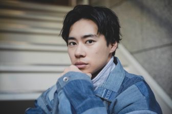 俳優・戸塚純貴「『虎に翼』メンバーとはボドゲする仲です」