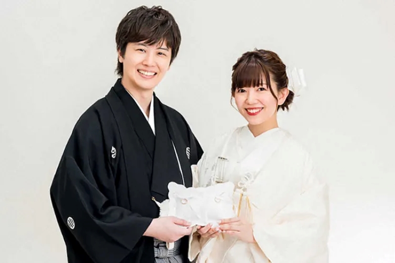 2020年には声優の牧野由依との結婚（公式ホームページより）