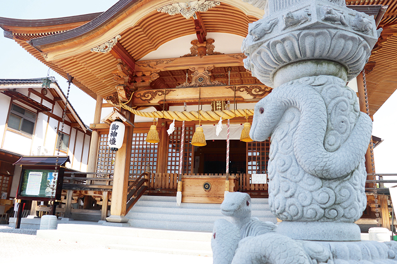 岩國白蛇神社