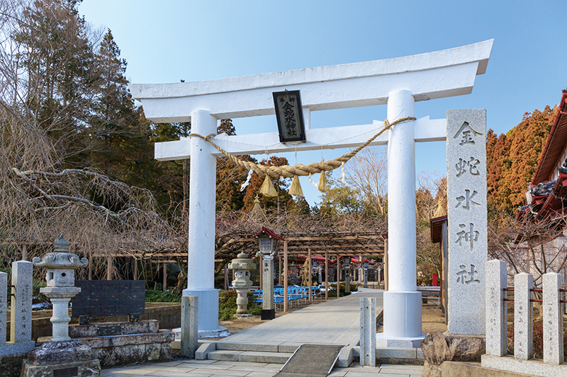 金蛇水神社