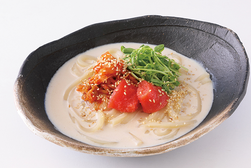 「ピリ辛豆乳煮込みうどん」