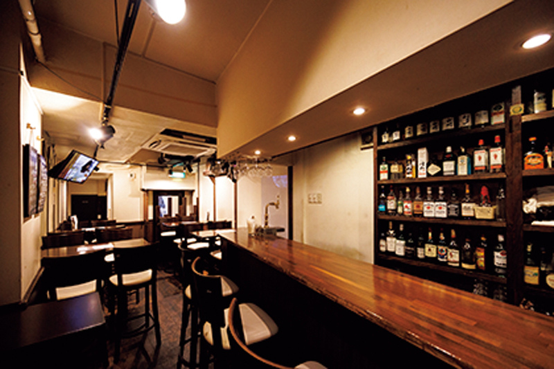 『GRILL&Bar Hanaya』の内観