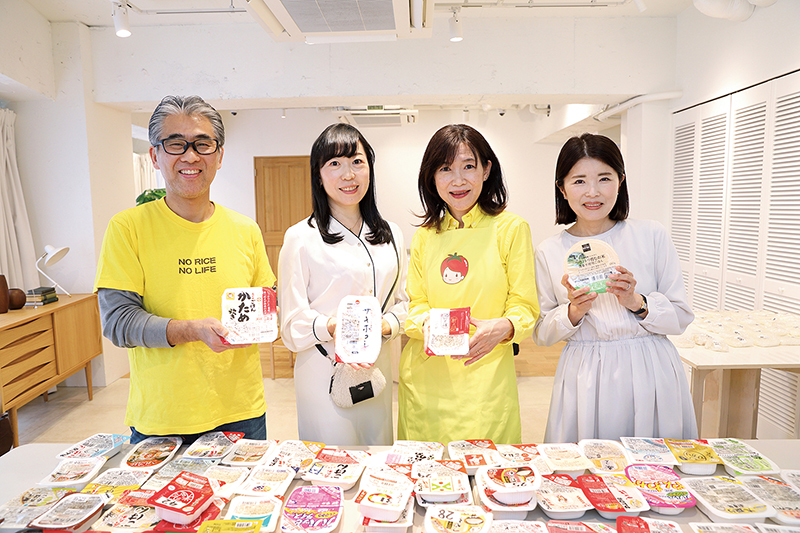 4人の男女