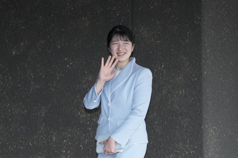 終始笑顔で手を振られていた（写真／JMPA）