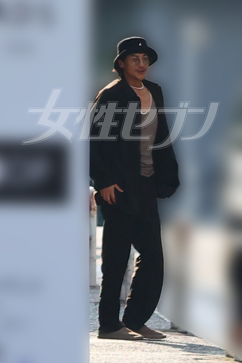 おしゃれに着こなす赤西仁（2025年5月）